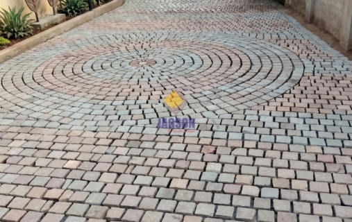 Natural cobble stone paving for driveways and walkways